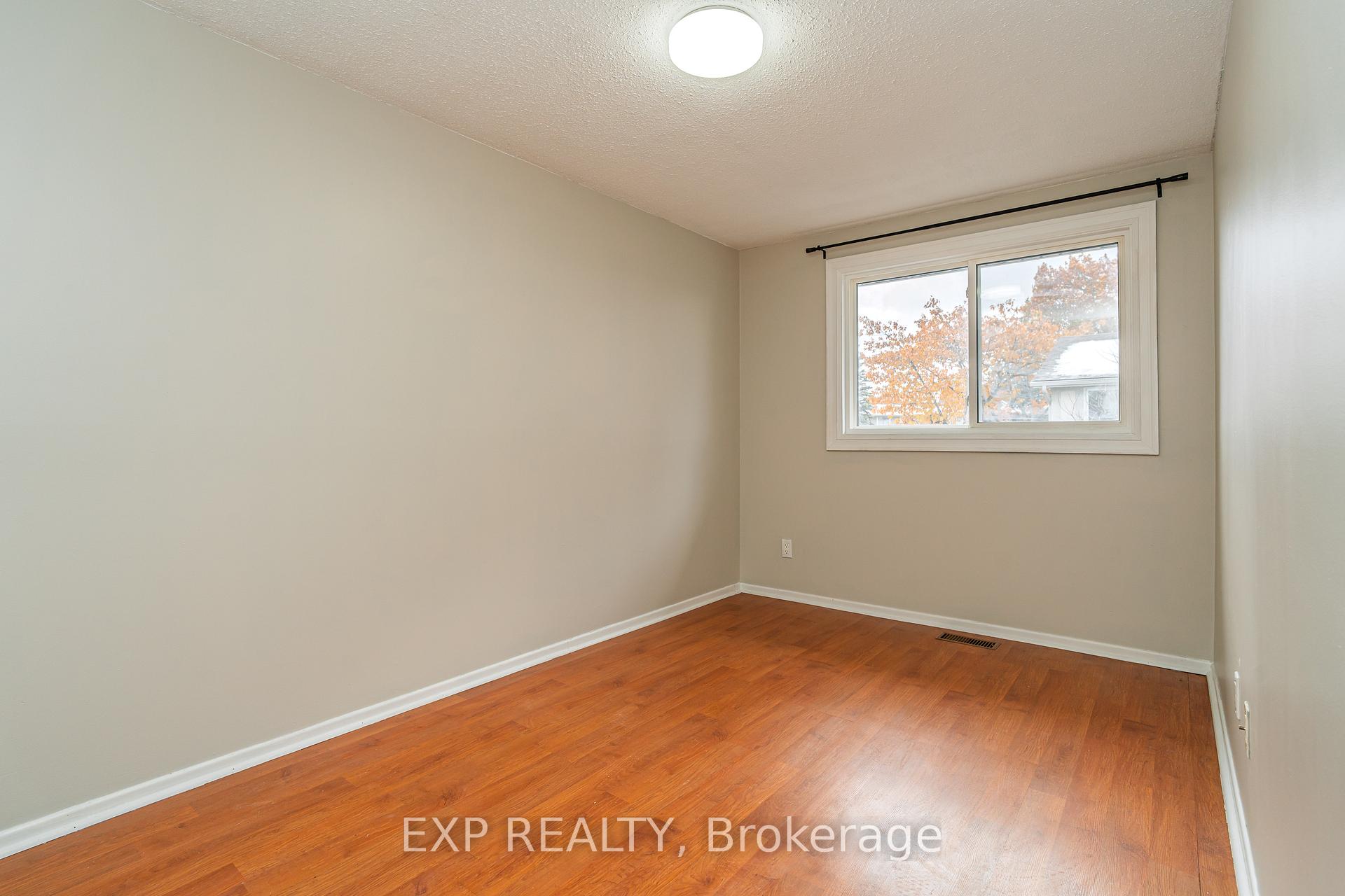 Photo 17 of Unit A, 3915 Old Richmond Road, Ottawa, Arbeatha Park — HOMEH
