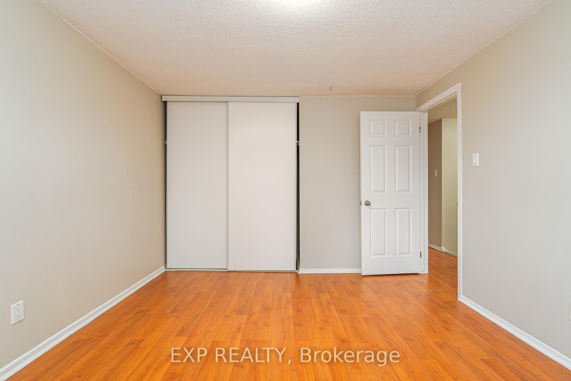 Photo 20 of Unit A, 3915 Old Richmond Road, Ottawa, Arbeatha Park — HOMEH