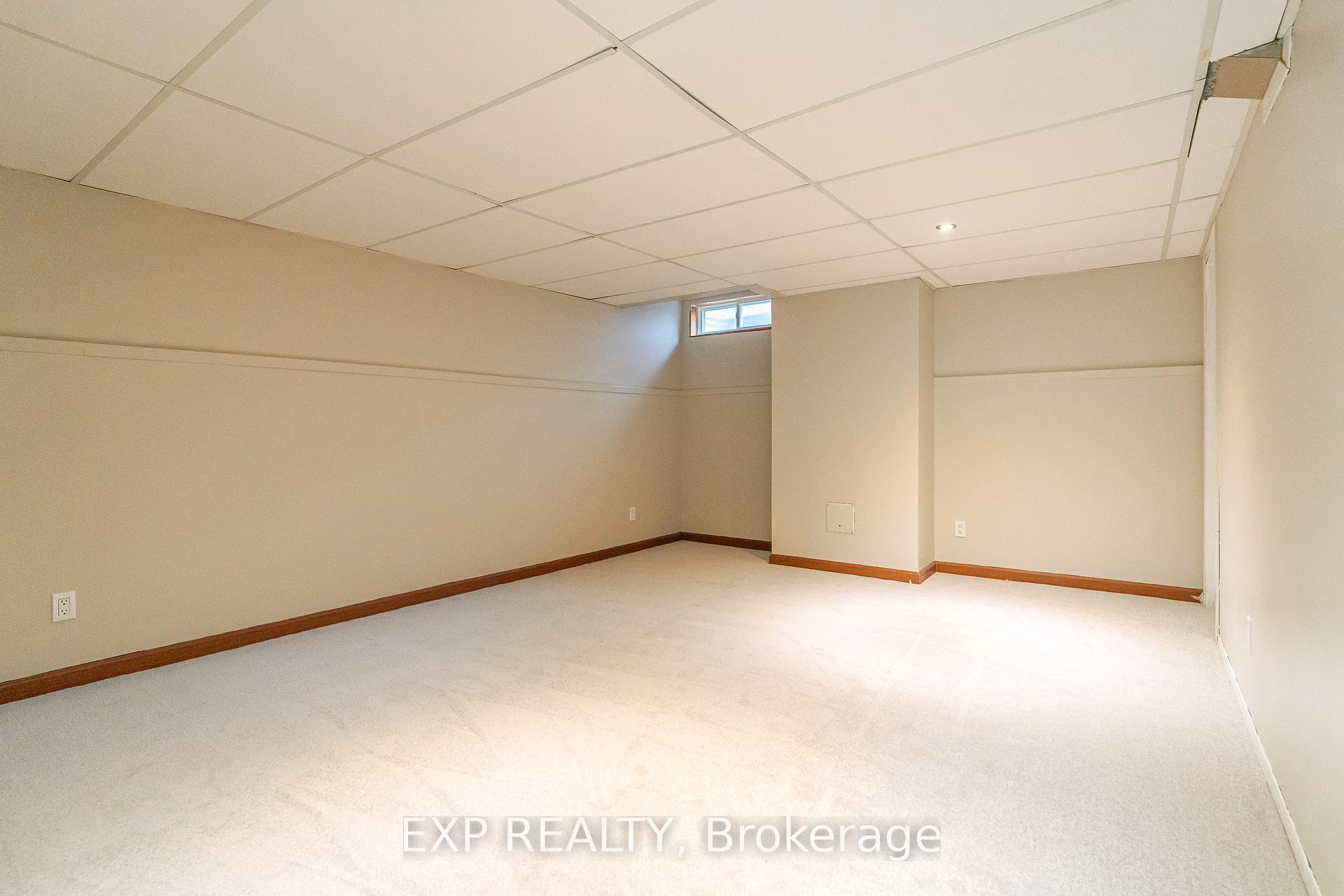 Photo 25 of Unit A, 3915 Old Richmond Road, Ottawa, Arbeatha Park — HOMEH