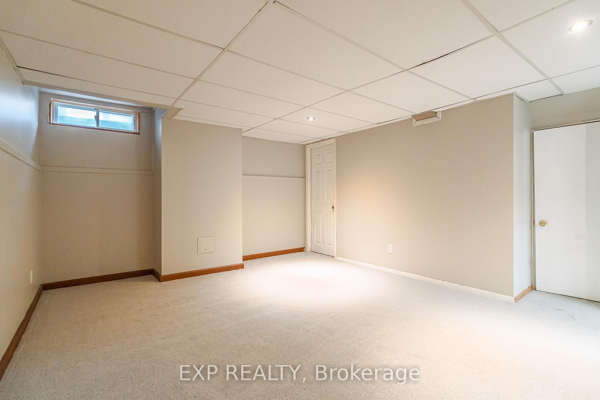 Photo 26 of Unit A, 3915 Old Richmond Road, Ottawa, Arbeatha Park — HOMEH