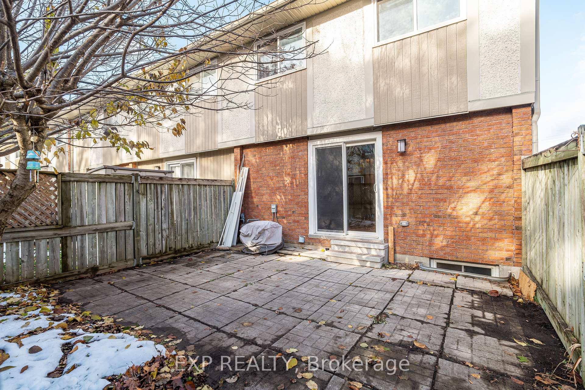 Photo 31 of Unit A, 3915 Old Richmond Road, Ottawa, Arbeatha Park — HOMEH
