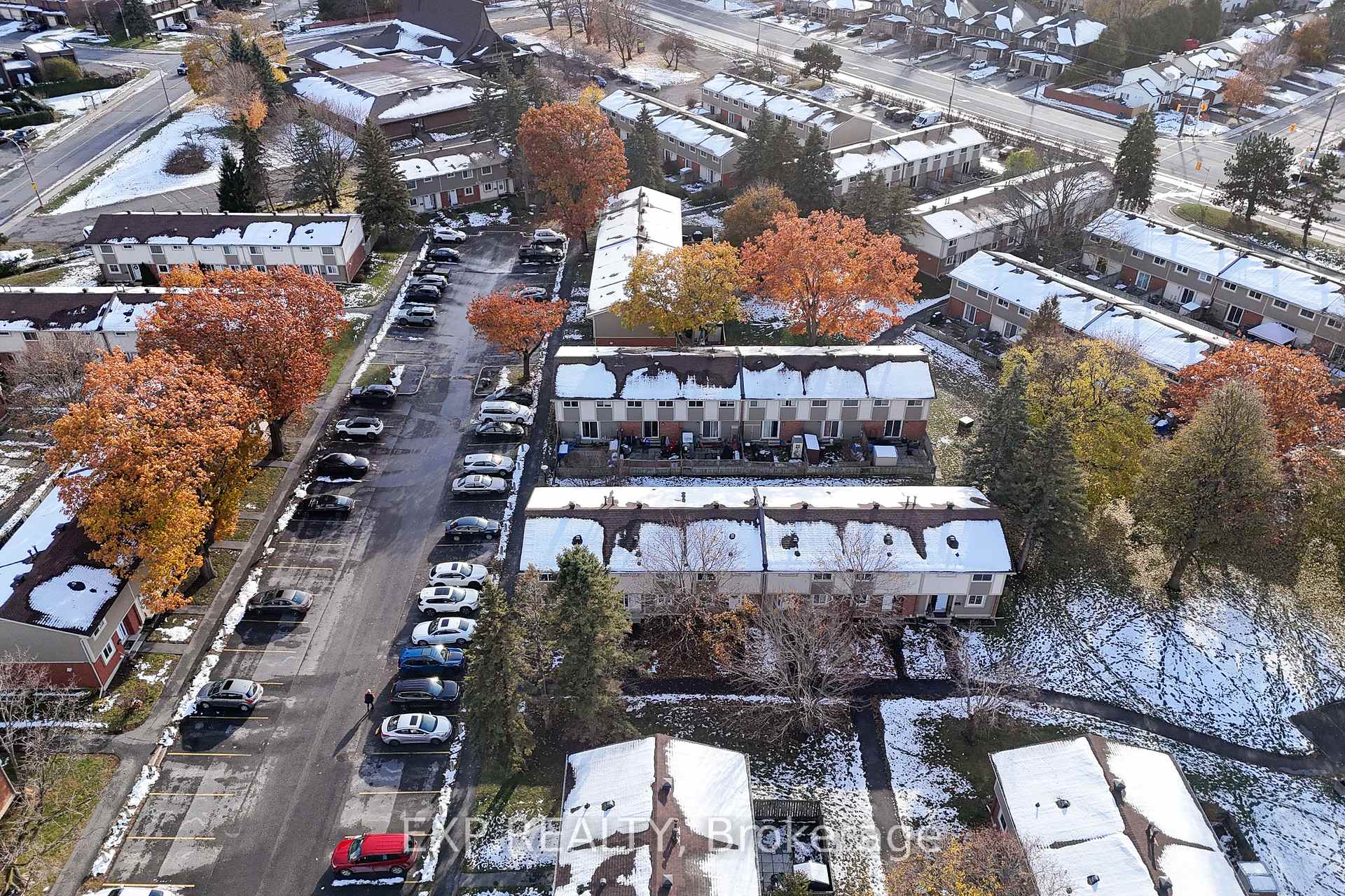 Photo 37 of Unit A, 3915 Old Richmond Road, Ottawa, Arbeatha Park — HOMEH