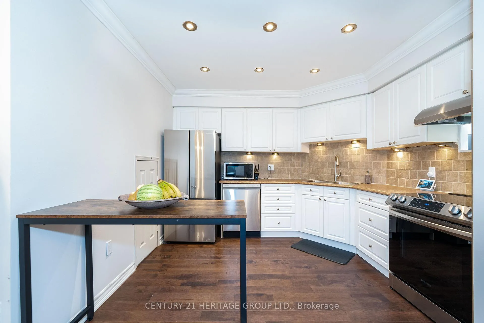 Photo 9 of Unit 500, 1400 The Esplanade Road N, Pickering, Liverpool — HOMEH