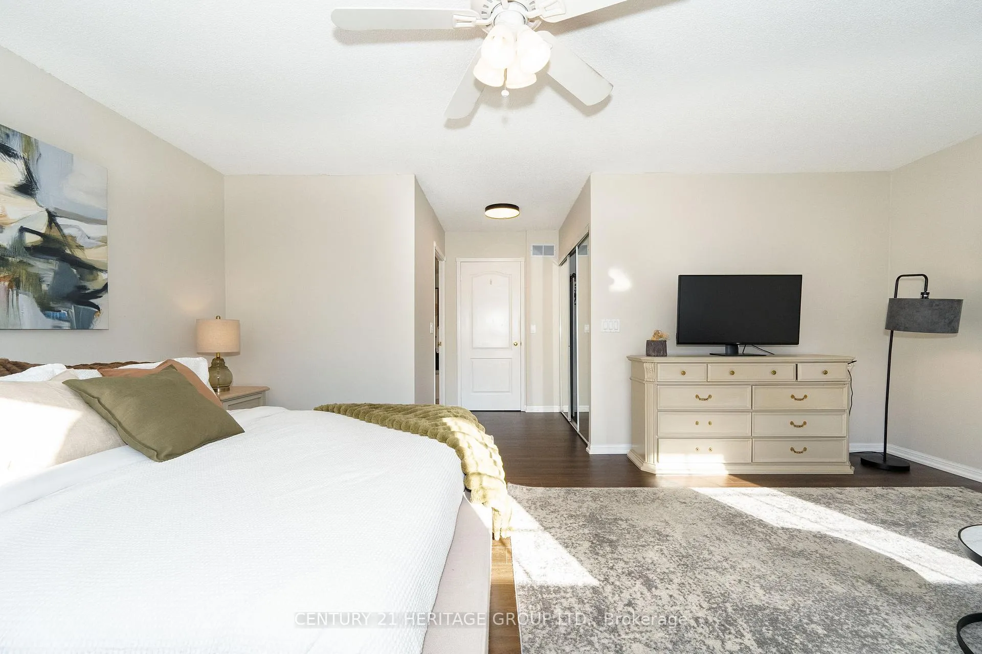 Photo 25 of Unit 500, 1400 The Esplanade Road N, Pickering, Liverpool — HOMEH