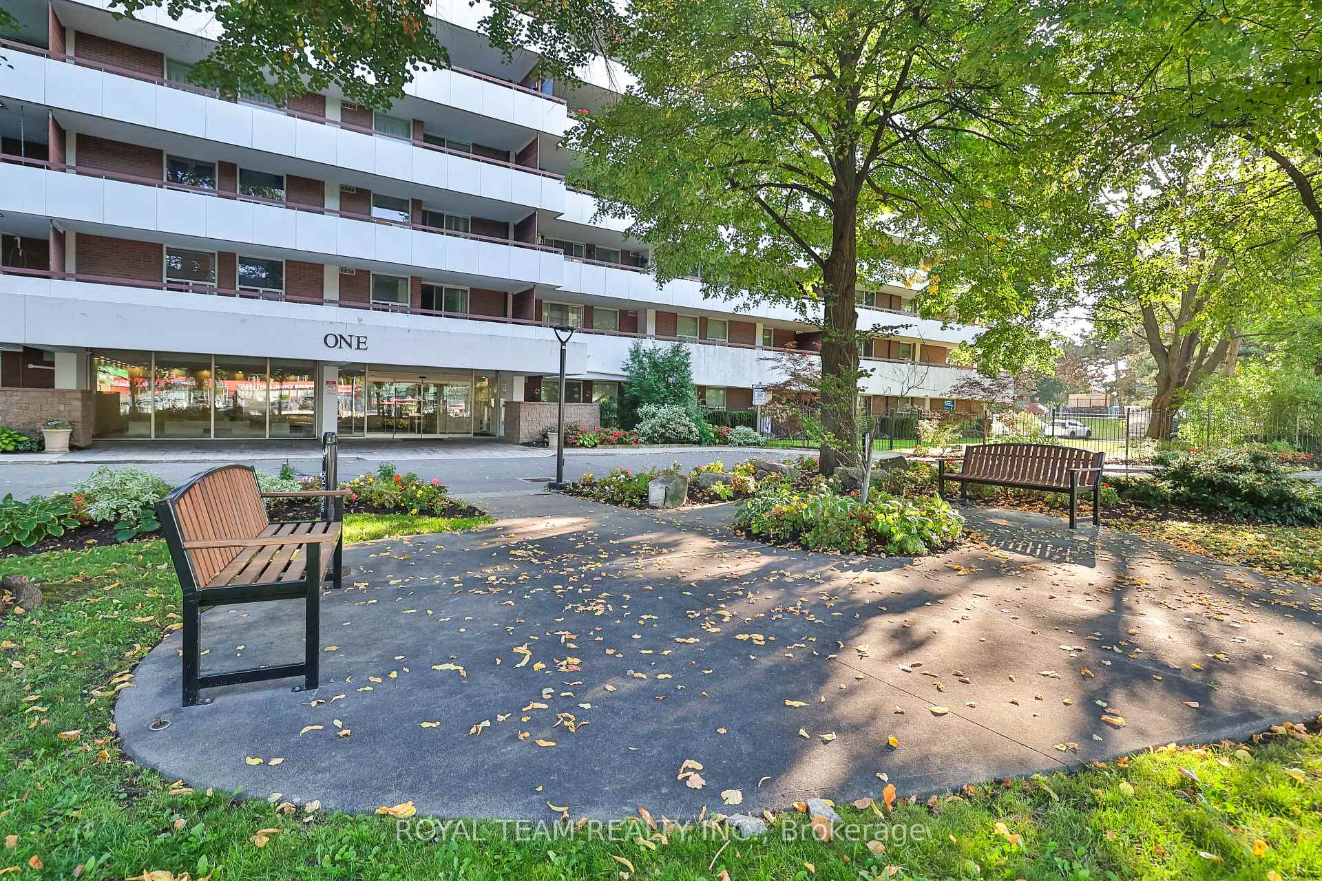 Photo 1 of Unit 104, 1 Royal Orchard Boulevard, Markham, Royal Orchard — HOMEH