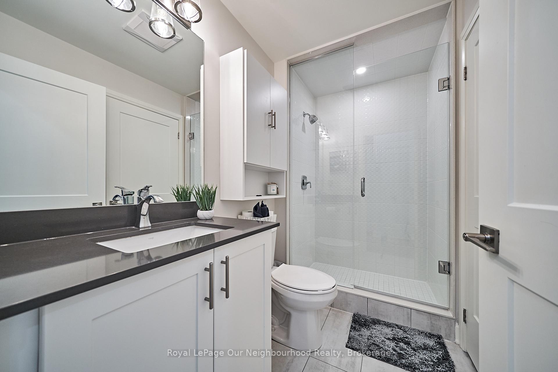 Photo 6 of Unit 218, 50 Lakebreeze Drive, Clarington, Newcastle — HOMEH