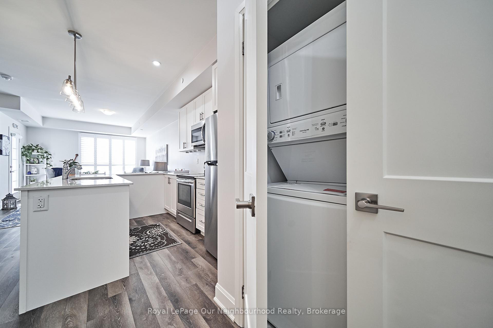 Photo 9 of Unit 218, 50 Lakebreeze Drive, Clarington, Newcastle — HOMEH