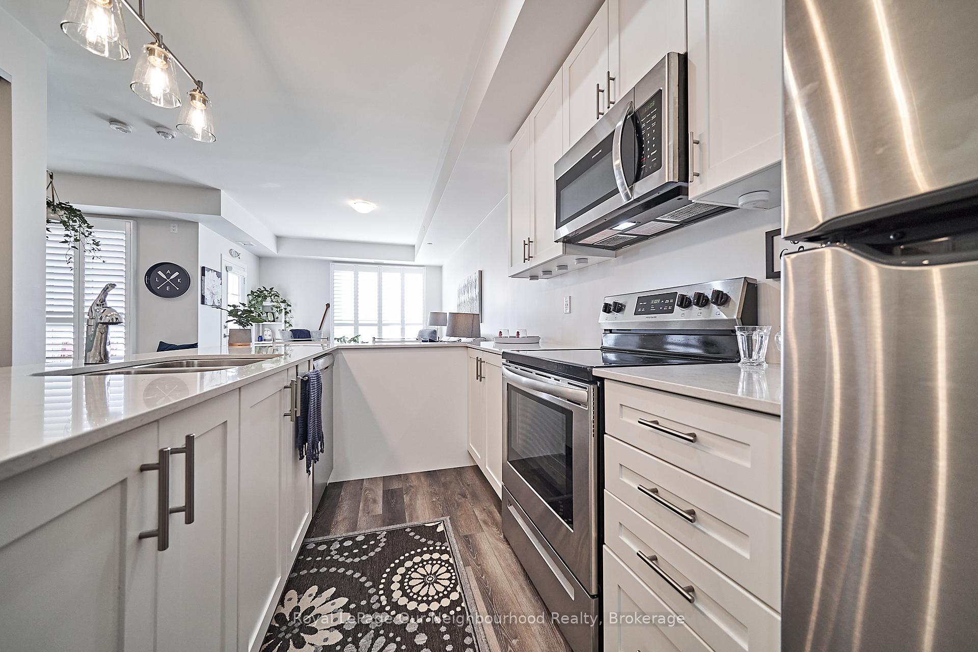Photo 16 of Unit 218, 50 Lakebreeze Drive, Clarington, Newcastle — HOMEH