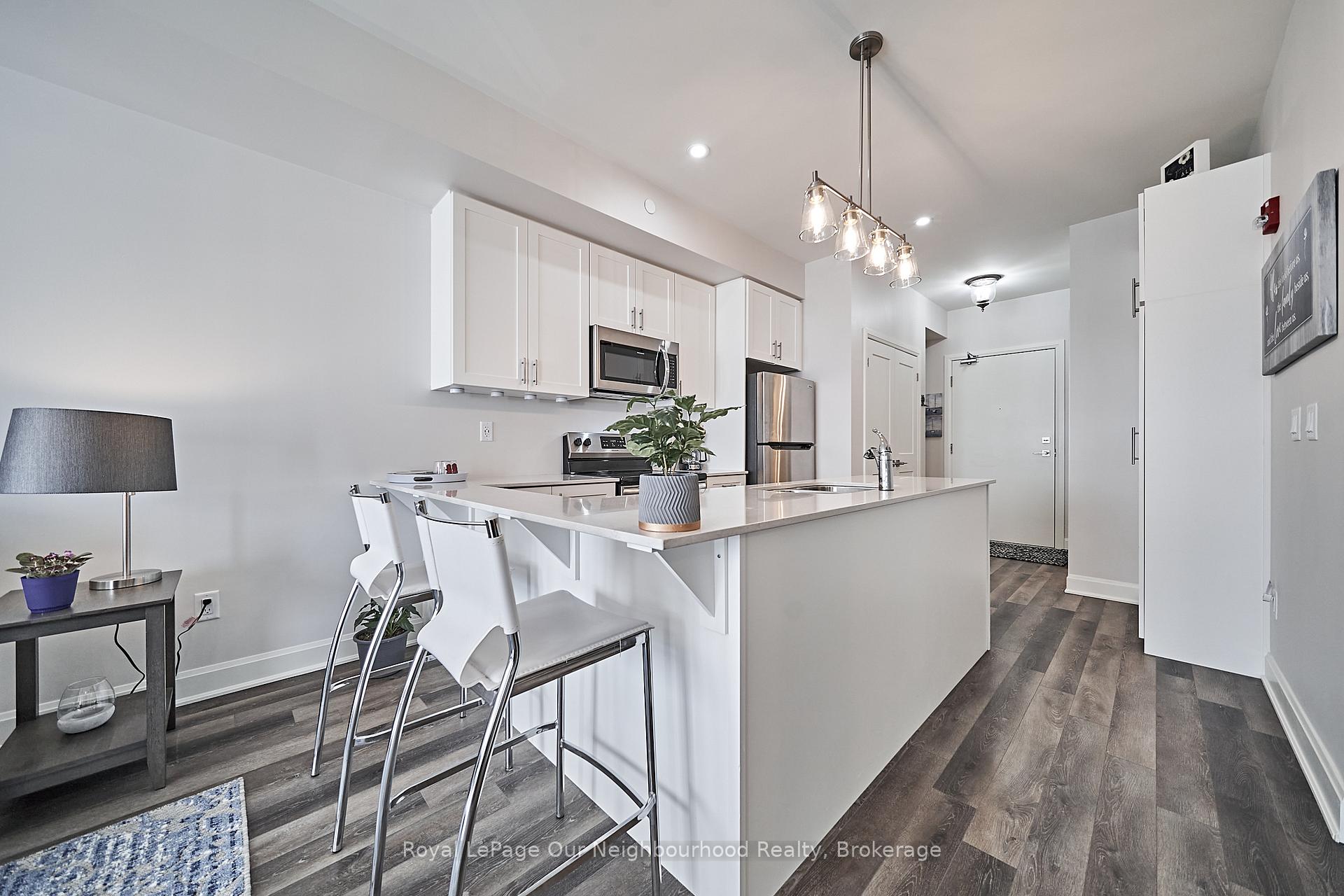 Photo 20 of Unit 218, 50 Lakebreeze Drive, Clarington, Newcastle — HOMEH