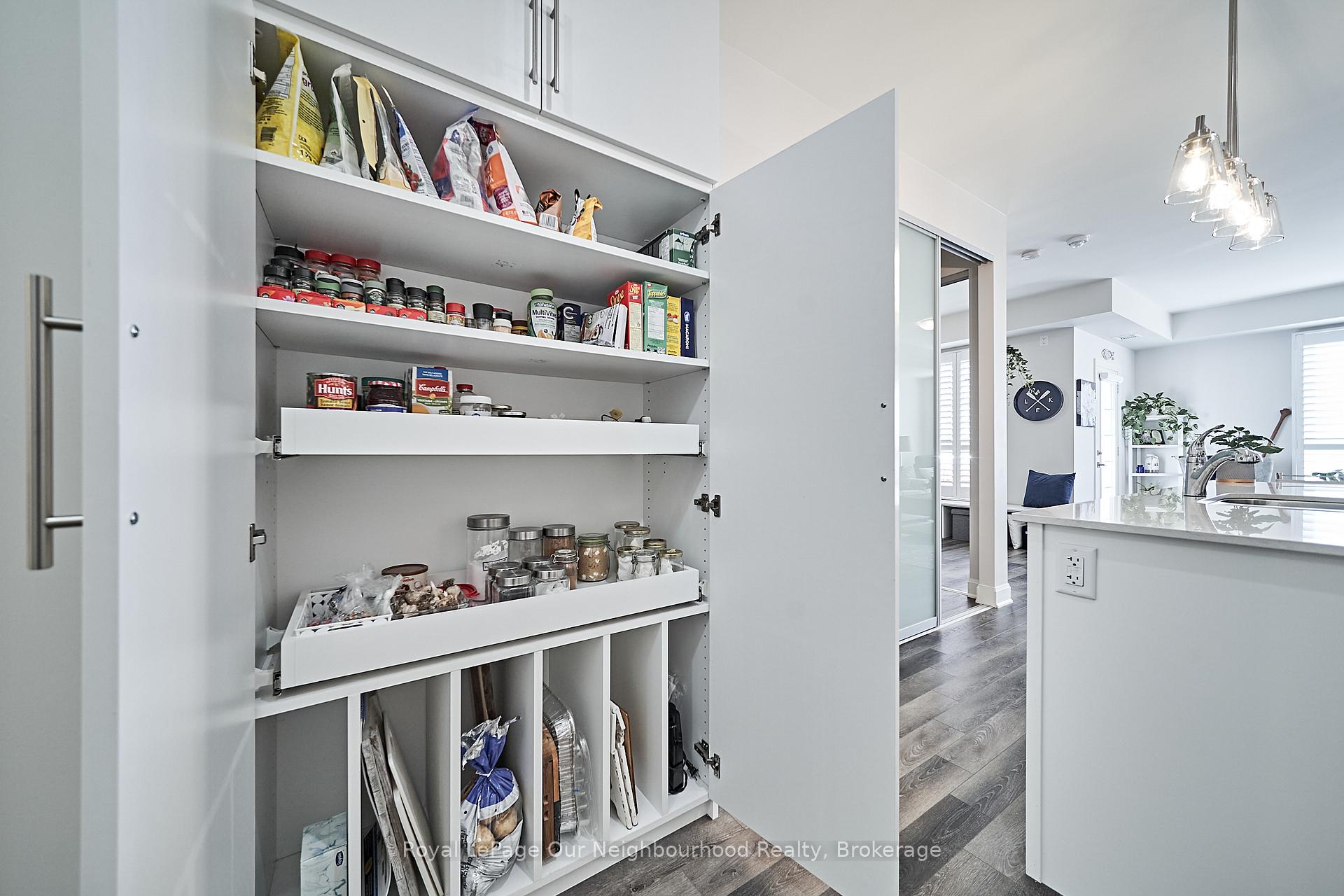 Photo 23 of Unit 218, 50 Lakebreeze Drive, Clarington, Newcastle — HOMEH