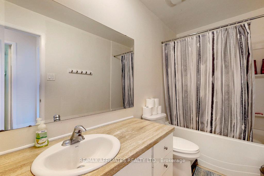 Photo 15 of Unit 41, 41 Bering Court, Ottawa, Kanata - Katimavik — HOMEH