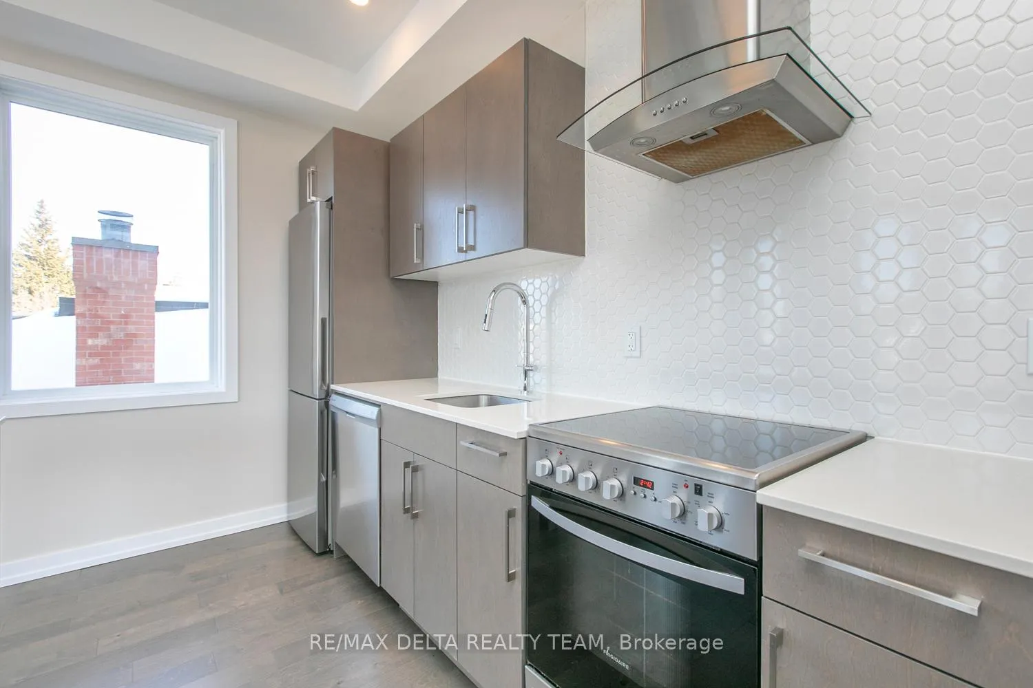 Photo 11 of Unit 405, 150 Greenfield Avenue, Ottawa, Ottawa East — HOMEH