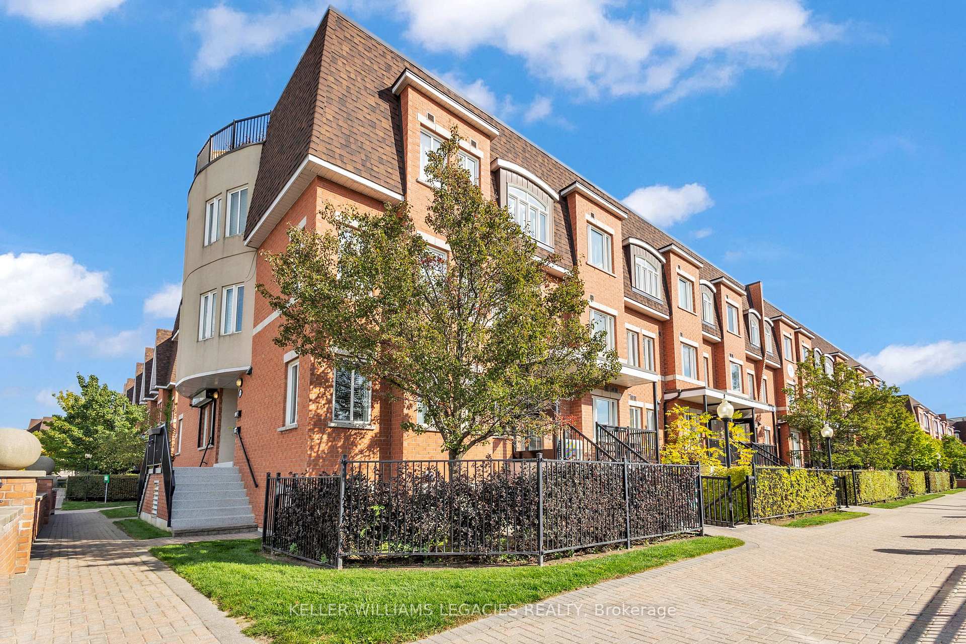Photo 1 of Unit 209, 308 John Street, Markham, Aileen-Willowbrook — HOMEH