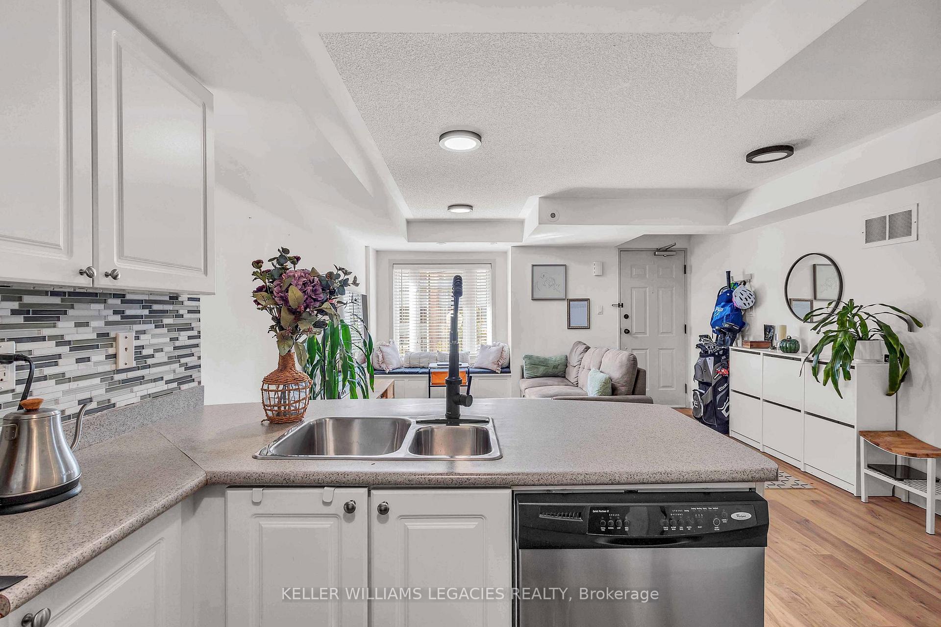 Photo 13 of Unit 209, 308 John Street, Markham, Aileen-Willowbrook — HOMEH