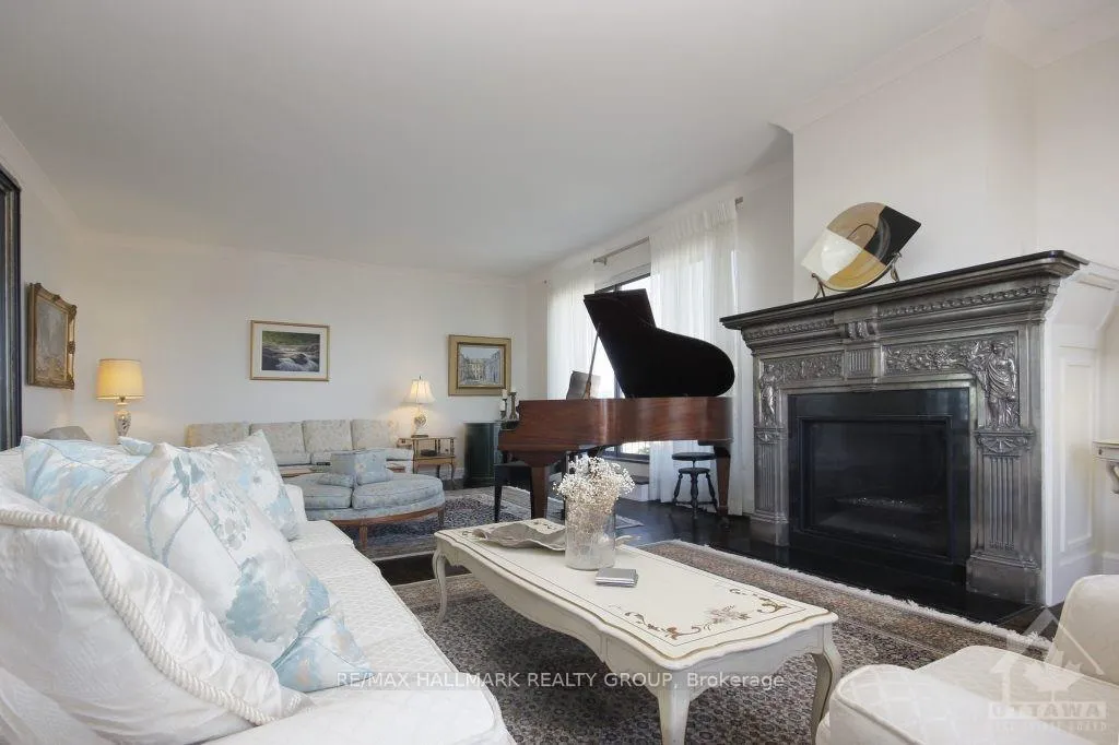 Photo 6 of Unit 1801, 20 The Driveway Drive, Ottawa — HOMEH