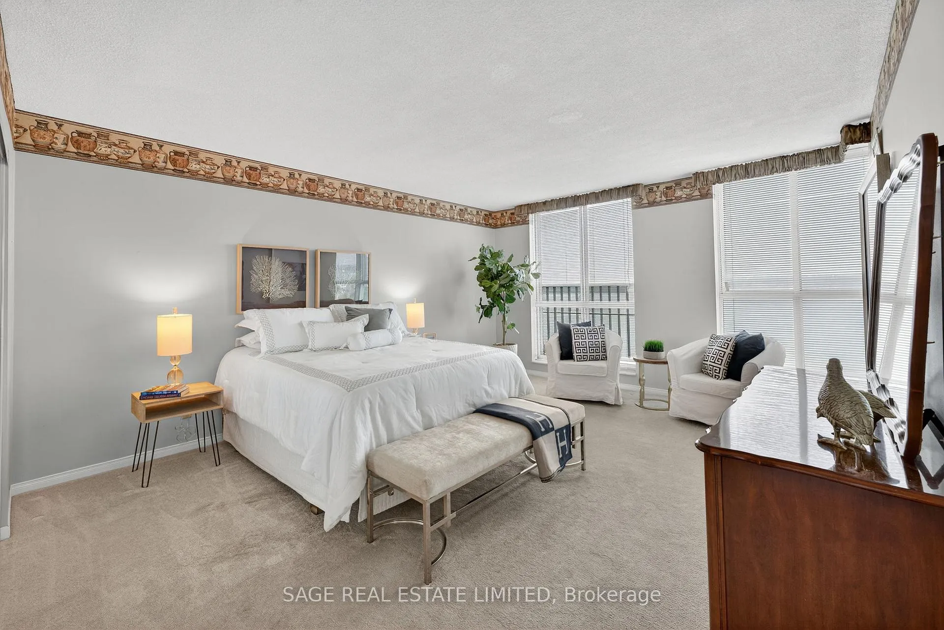 Photo 11 of Unit 706, 150 Dunlop Street E, Barrie, City Centre — HOMEH