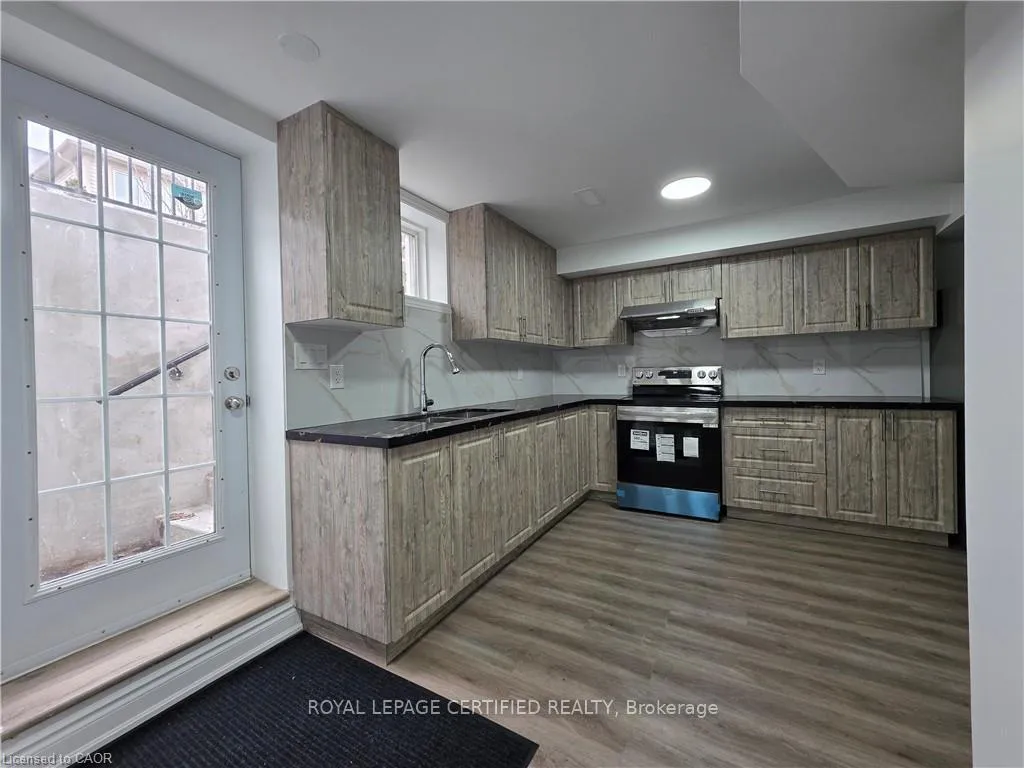 Photo 5 of Unit BSMT, 24 Chase Crescent, Cambridge, Silver Heights — HOMEH