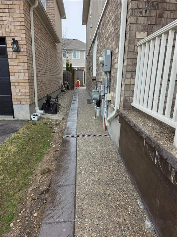 Photo 7 of Unit BSMT, 24 Chase Crescent, Cambridge, Silver Heights — HOMEH