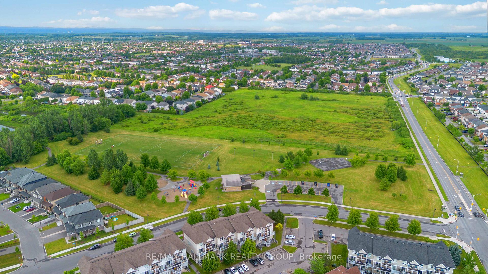 Photo 38 of 34 Bonfield Private, Ottawa, Avalon East — HOMEH