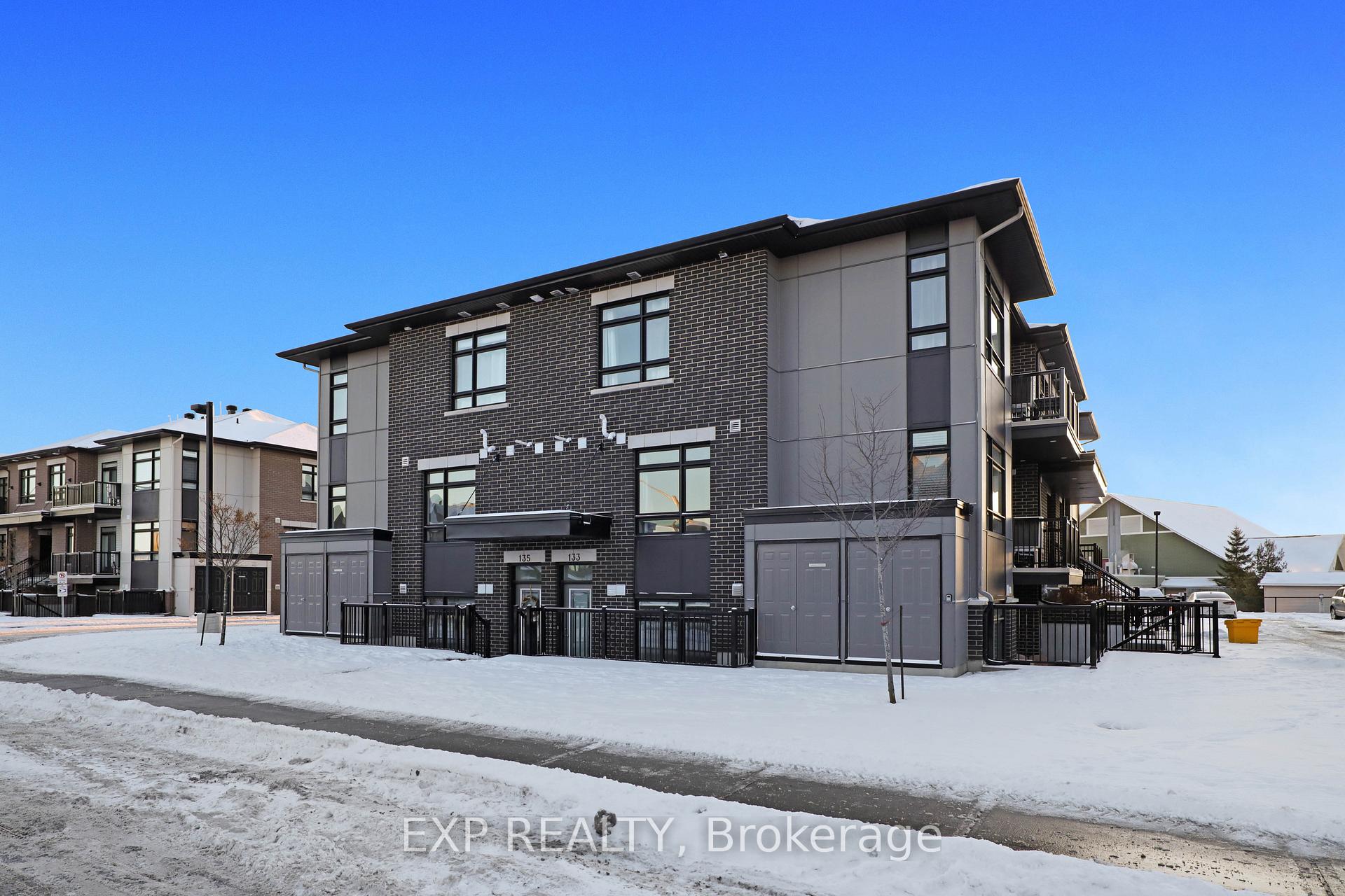 Photo 4 of 133 Fairweather Street, Ottawa, Leitrim — HOMEH