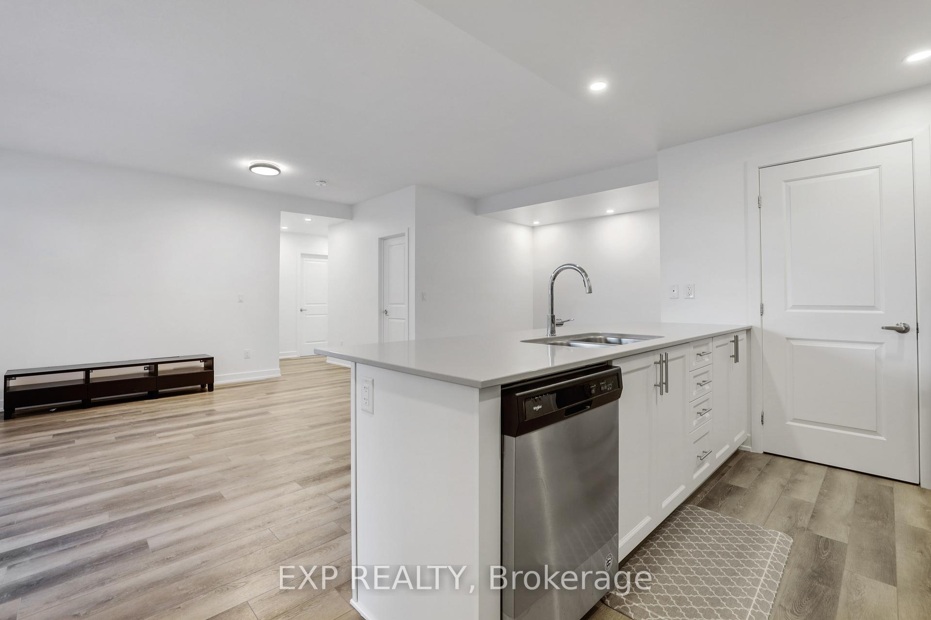 Photo 16 of 133 Fairweather Street, Ottawa, Leitrim — HOMEH