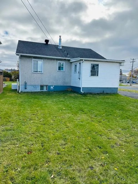 Photo 4 of 604 Eleventh Street E, Cornwall — HOMEH