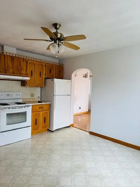Photo 9 of 604 Eleventh Street E, Cornwall — HOMEH