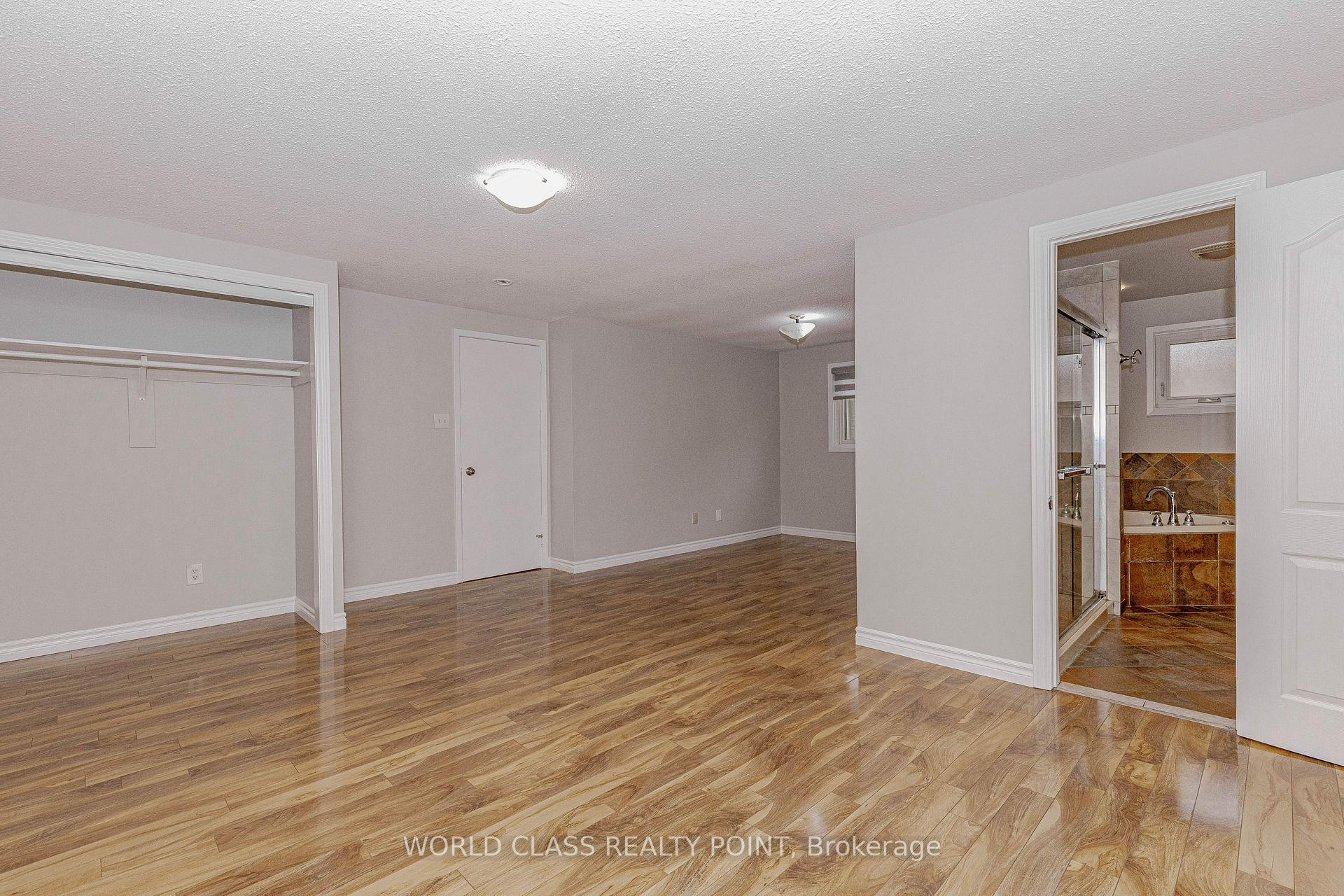 Photo 14 of 4 Dafoe Crescent, Brampton, Fletcher's West — HOMEH
