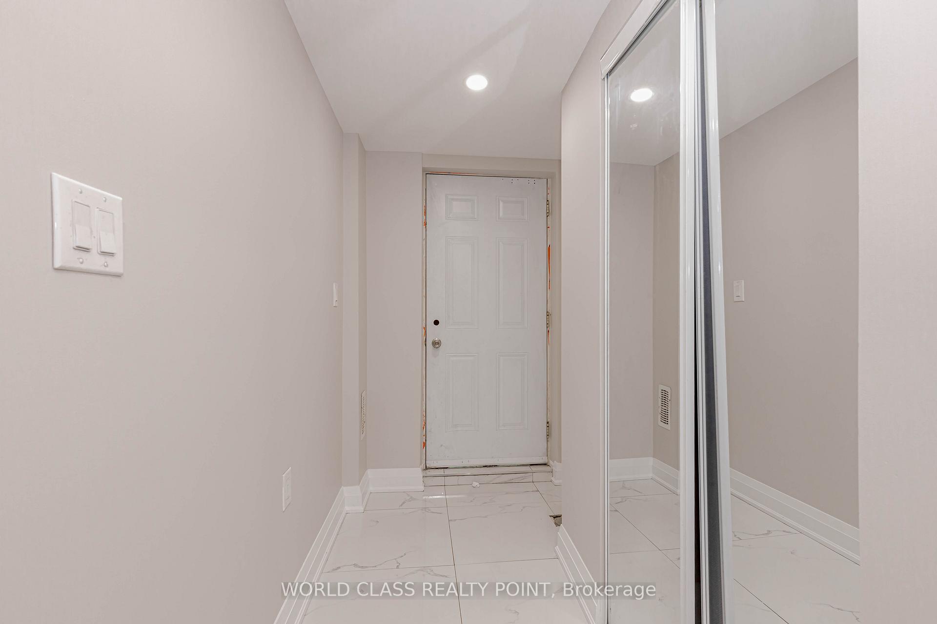 Photo 30 of 4 Dafoe Crescent, Brampton, Fletcher's West — HOMEH