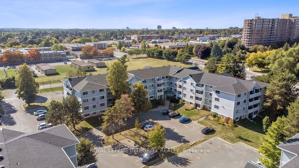 Photo 1 of Unit 206, 212 Viewmount Drive, Ottawa, Borden Farm/Stewart Farm/Carleton Heights/Parkwood Hills — HOMEH