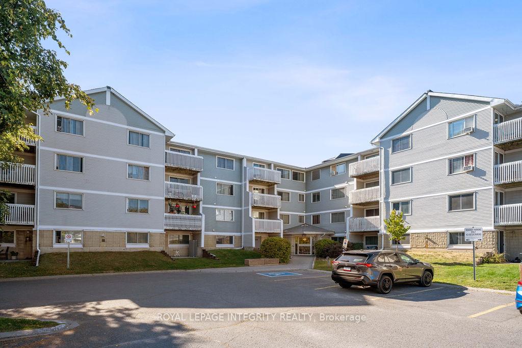 Photo 4 of Unit 206, 212 Viewmount Drive, Ottawa, Borden Farm/Stewart Farm/Carleton Heights/Parkwood Hills — HOMEH