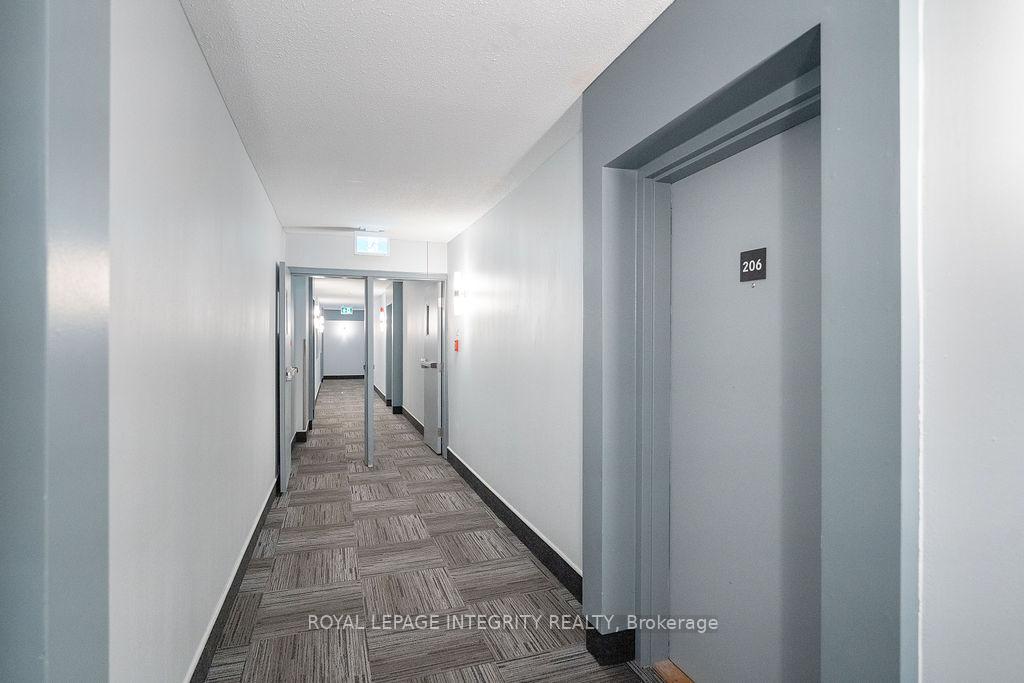 Photo 5 of Unit 206, 212 Viewmount Drive, Ottawa, Borden Farm/Stewart Farm/Carleton Heights/Parkwood Hills — HOMEH