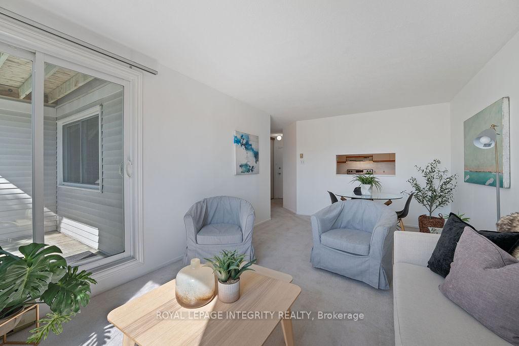 Photo 10 of Unit 206, 212 Viewmount Drive, Ottawa, Borden Farm/Stewart Farm/Carleton Heights/Parkwood Hills — HOMEH