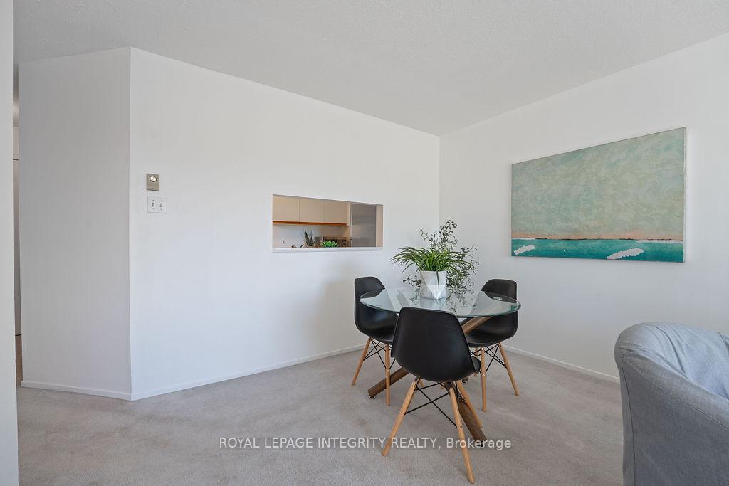 Photo 13 of Unit 206, 212 Viewmount Drive, Ottawa, Borden Farm/Stewart Farm/Carleton Heights/Parkwood Hills — HOMEH