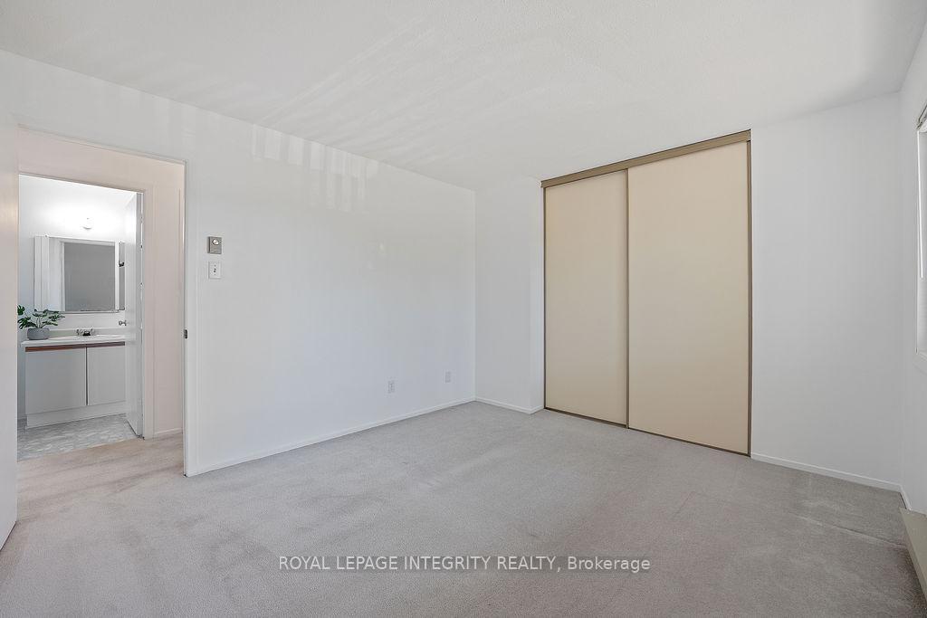Photo 23 of Unit 206, 212 Viewmount Drive, Ottawa, Borden Farm/Stewart Farm/Carleton Heights/Parkwood Hills — HOMEH