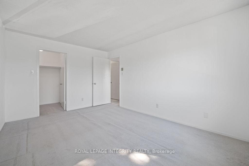 Photo 26 of Unit 206, 212 Viewmount Drive, Ottawa, Borden Farm/Stewart Farm/Carleton Heights/Parkwood Hills — HOMEH
