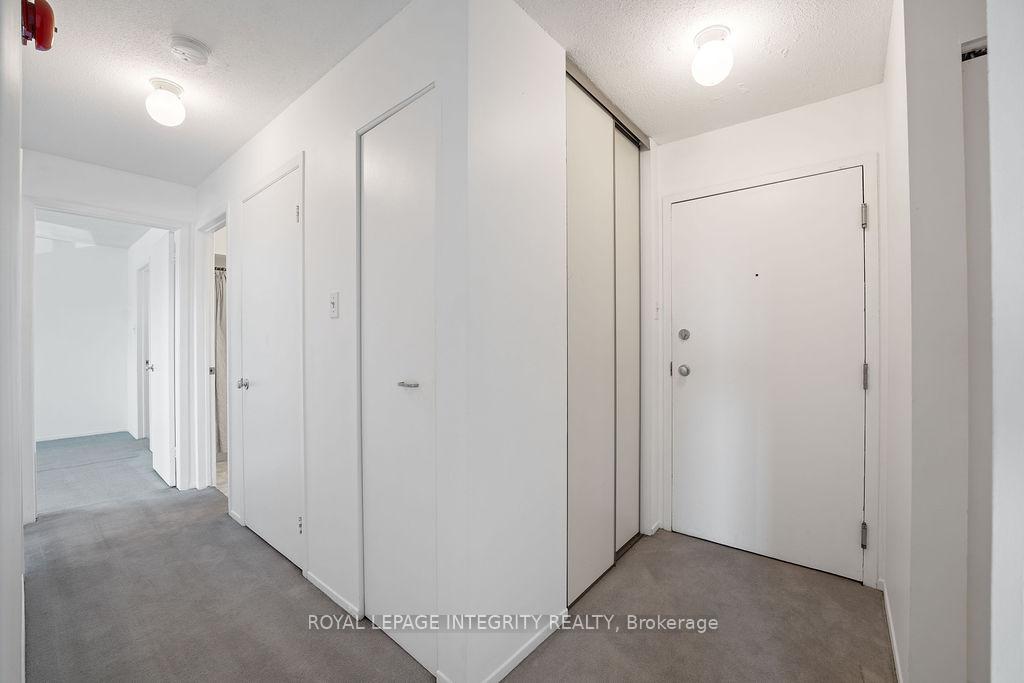 Photo 27 of Unit 206, 212 Viewmount Drive, Ottawa, Borden Farm/Stewart Farm/Carleton Heights/Parkwood Hills — HOMEH