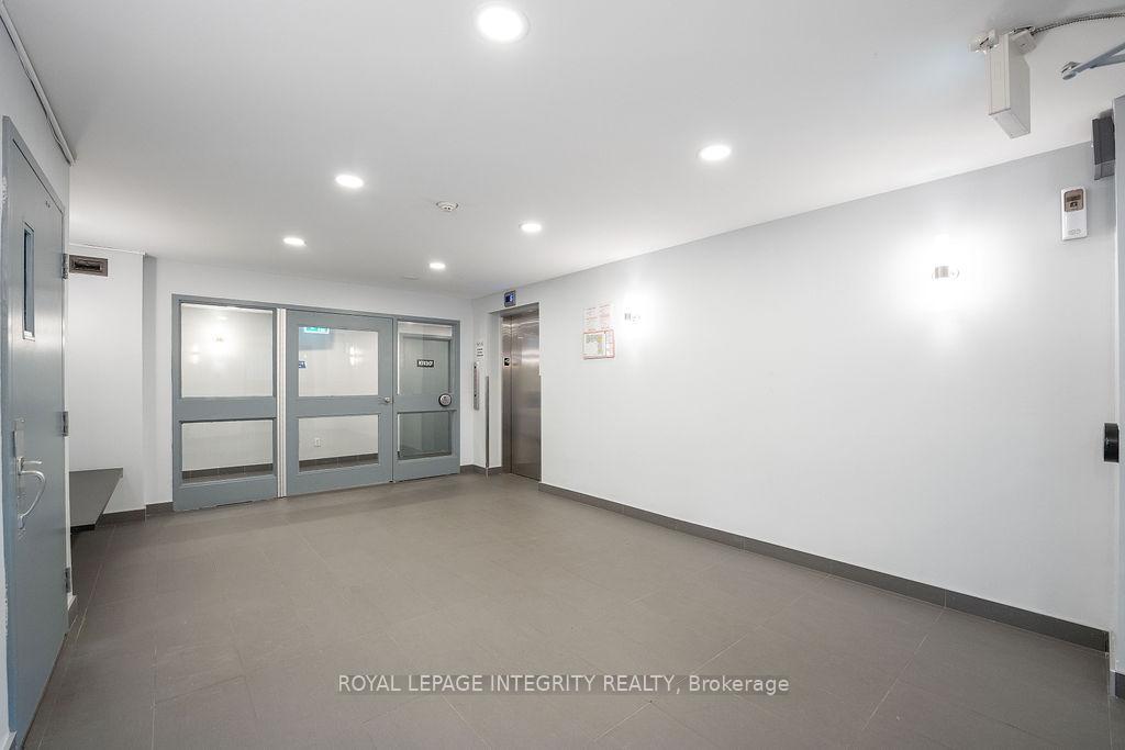 Photo 31 of Unit 206, 212 Viewmount Drive, Ottawa, Borden Farm/Stewart Farm/Carleton Heights/Parkwood Hills — HOMEH
