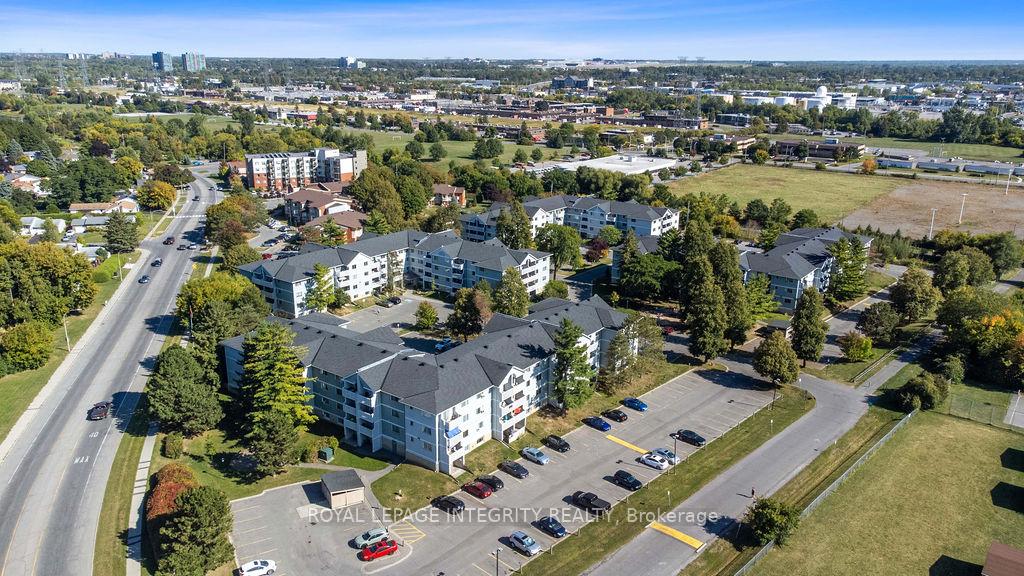 Photo 35 of Unit 206, 212 Viewmount Drive, Ottawa, Borden Farm/Stewart Farm/Carleton Heights/Parkwood Hills — HOMEH