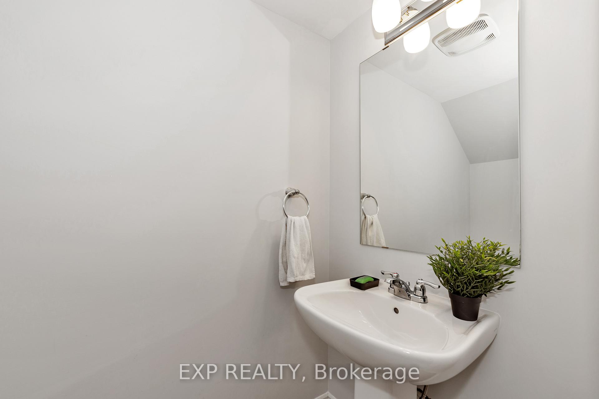 Photo 9 of 878 Atlas Terrace, Ottawa, Kanata - Emerald Meadows/Trailwest — HOMEH