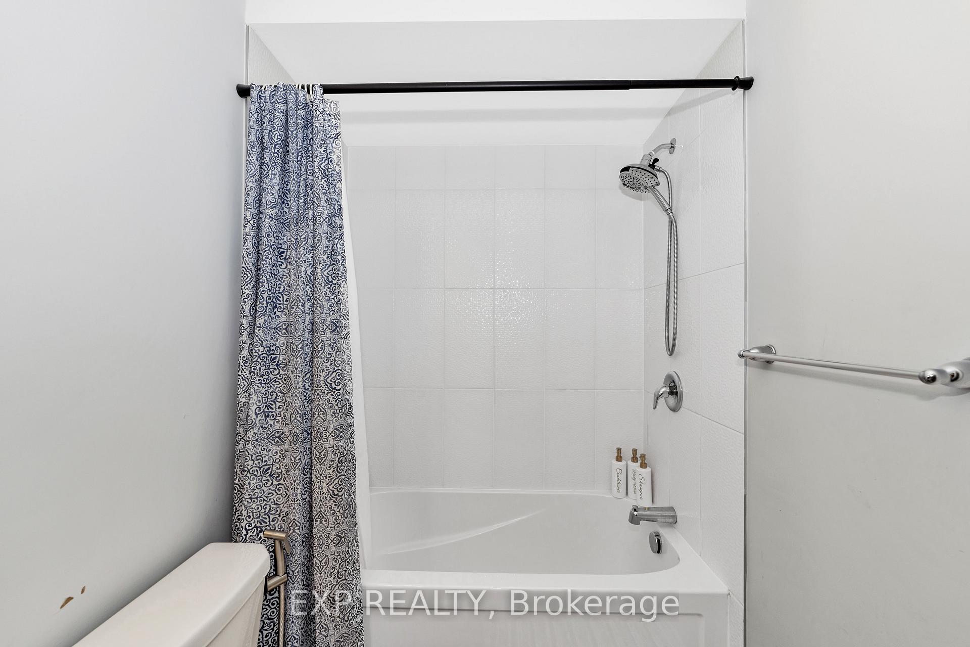 Photo 20 of 878 Atlas Terrace, Ottawa, Kanata - Emerald Meadows/Trailwest — HOMEH