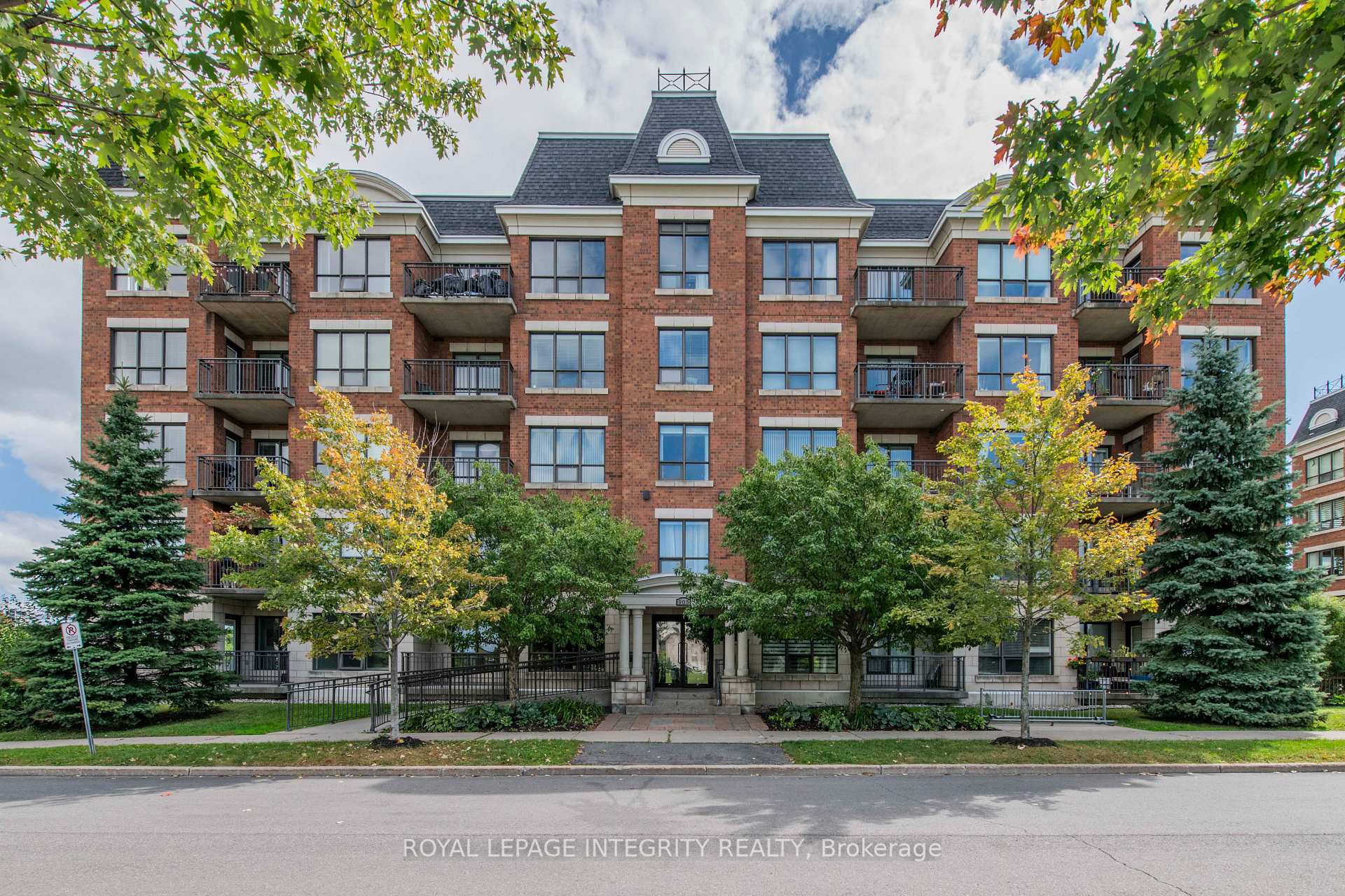 Photo 3 of Unit 324, 905 Beauparc Private, Ottawa, Cyrville — HOMEH