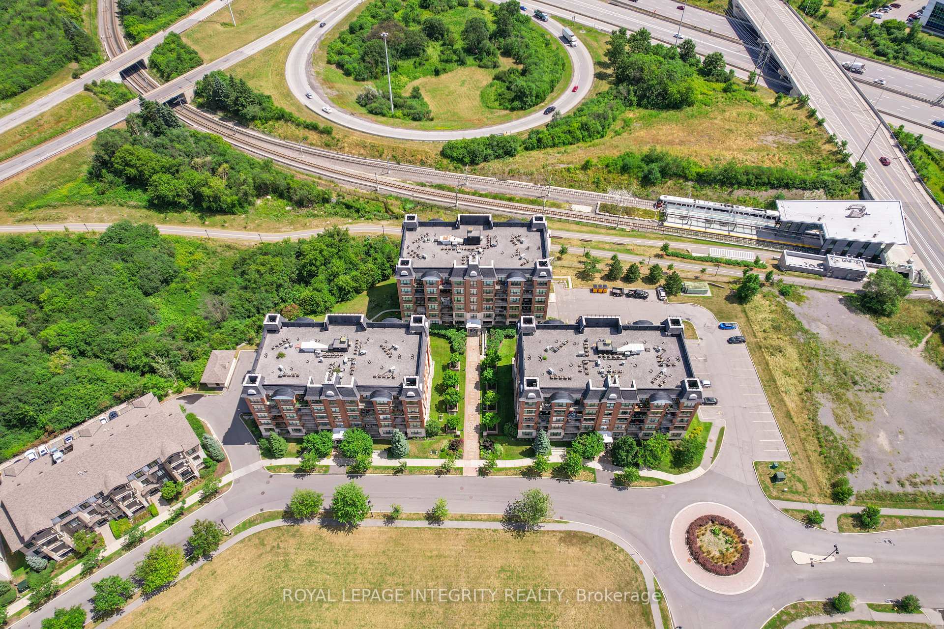 Photo 6 of Unit 324, 905 Beauparc Private, Ottawa, Cyrville — HOMEH