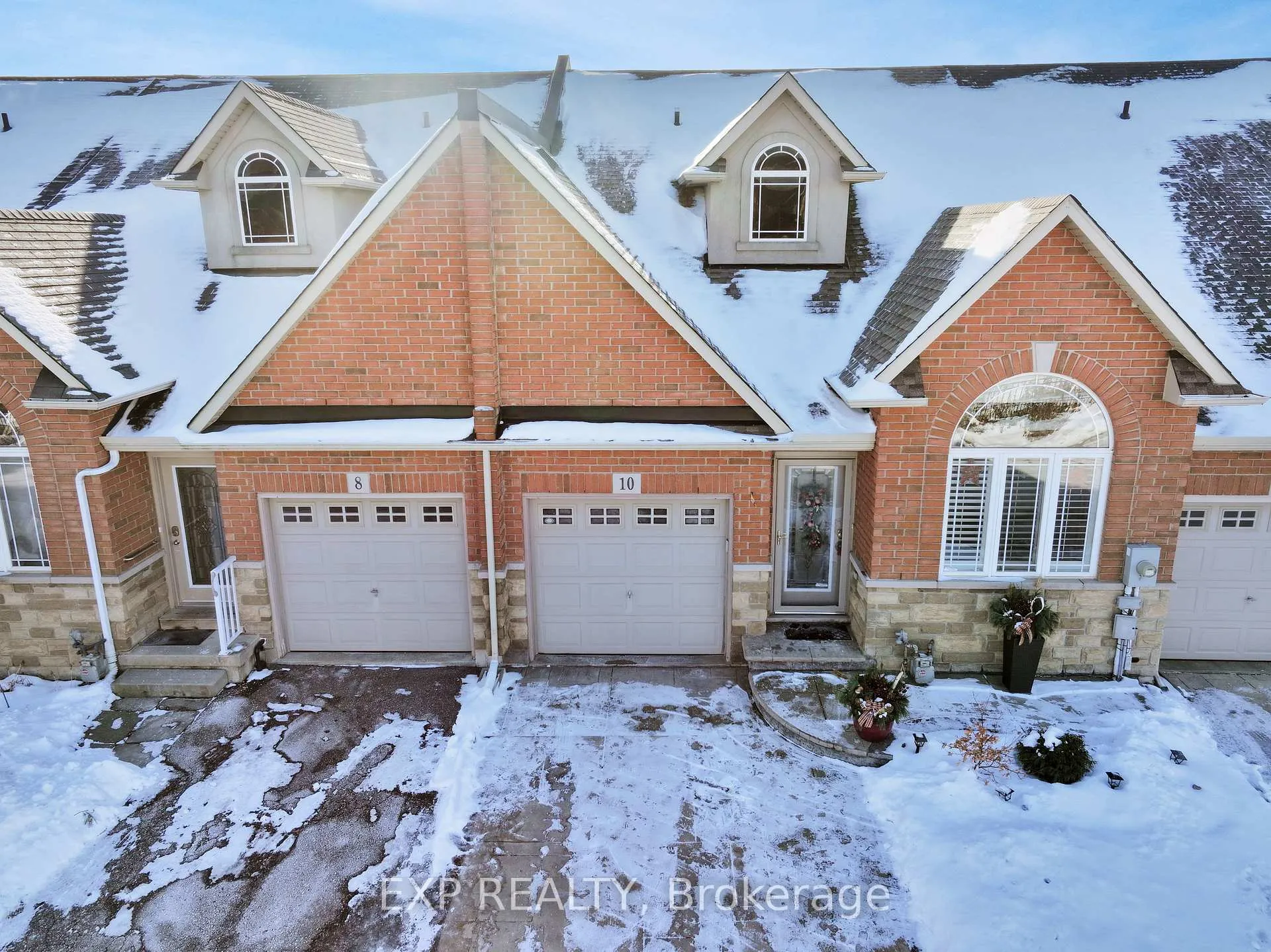 Front of 10 Lilyvalley Lane