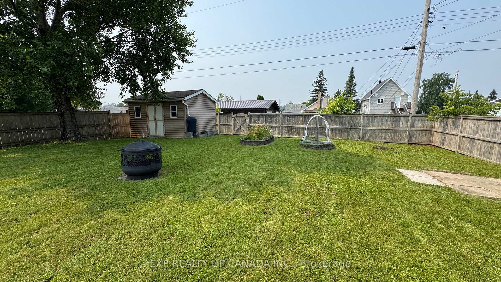 Photo 22 of 277 Twelfth Avenue, Cochrane — HOMEH