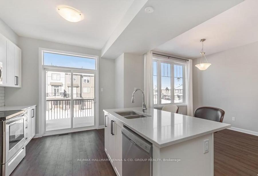 Photo 11 of 520 Galmoy Way, Ottawa, Barrhaven - Half Moon Bay — HOMEH