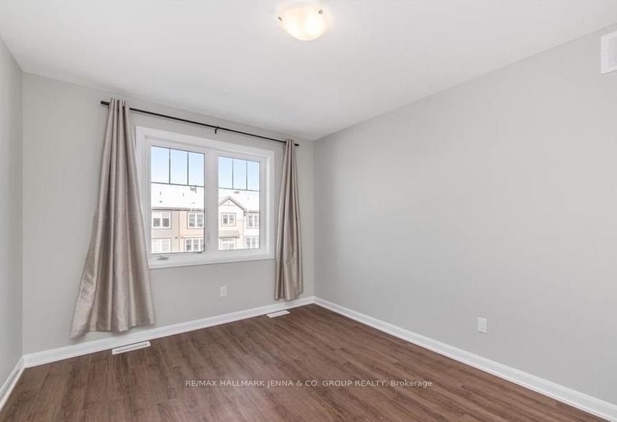 Photo 19 of 520 Galmoy Way, Ottawa, Barrhaven - Half Moon Bay — HOMEH