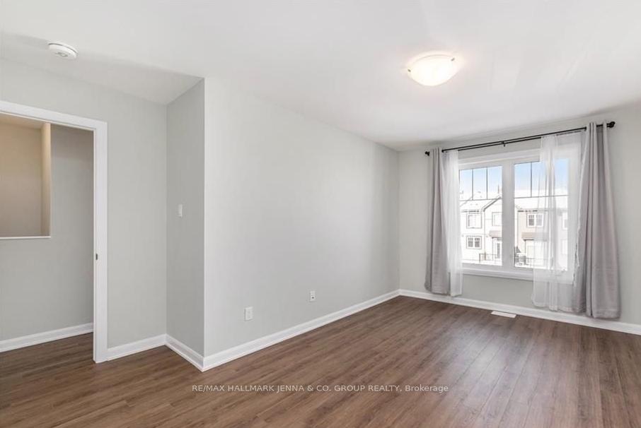Photo 12 of 520 Galmoy Way, Ottawa, Barrhaven - Half Moon Bay — HOMEH