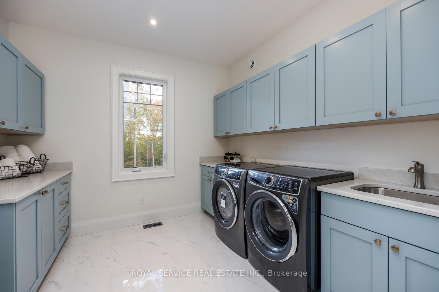Photo 22 of 493 Bland Line, Cavan Monaghan, Cavan Twp — HOMEH