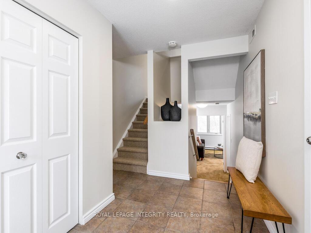 Photo 4 of Unit 27, 655 Richmond Road, Ottawa, Woodroffe — HOMEH